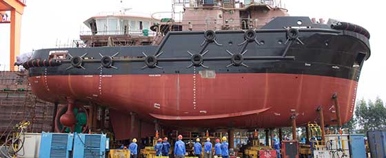 公司参与广州某船厂船泊顶升工程